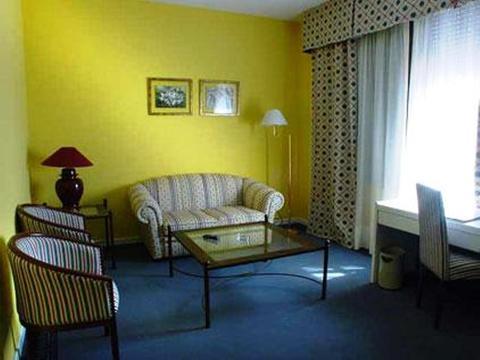 Hotel Las Cigueenas Trujillo Værelse billede