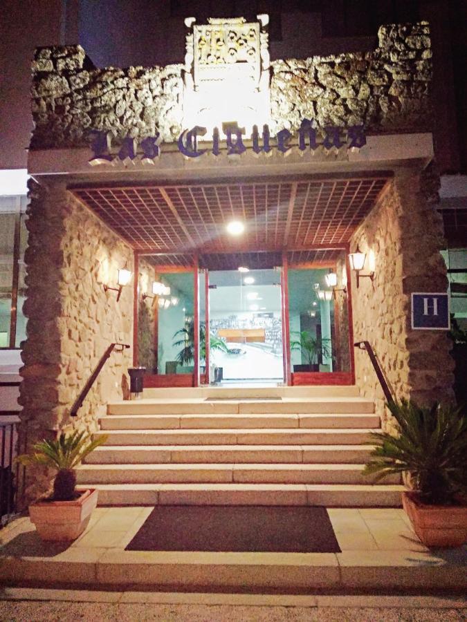 Hotel Las Cigueenas Trujillo Eksteriør billede