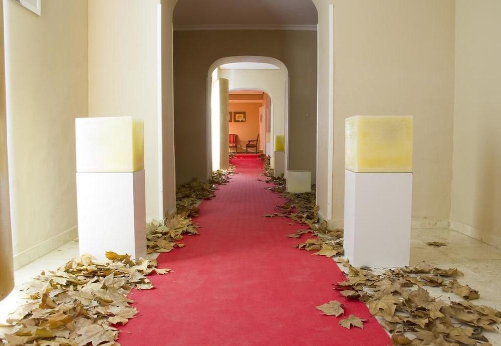 Hotel Las Cigueenas Trujillo Eksteriør billede